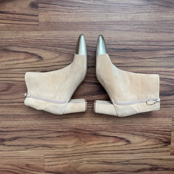 Stuart Weitzman gold cap toe booties - Picture 4 of 6